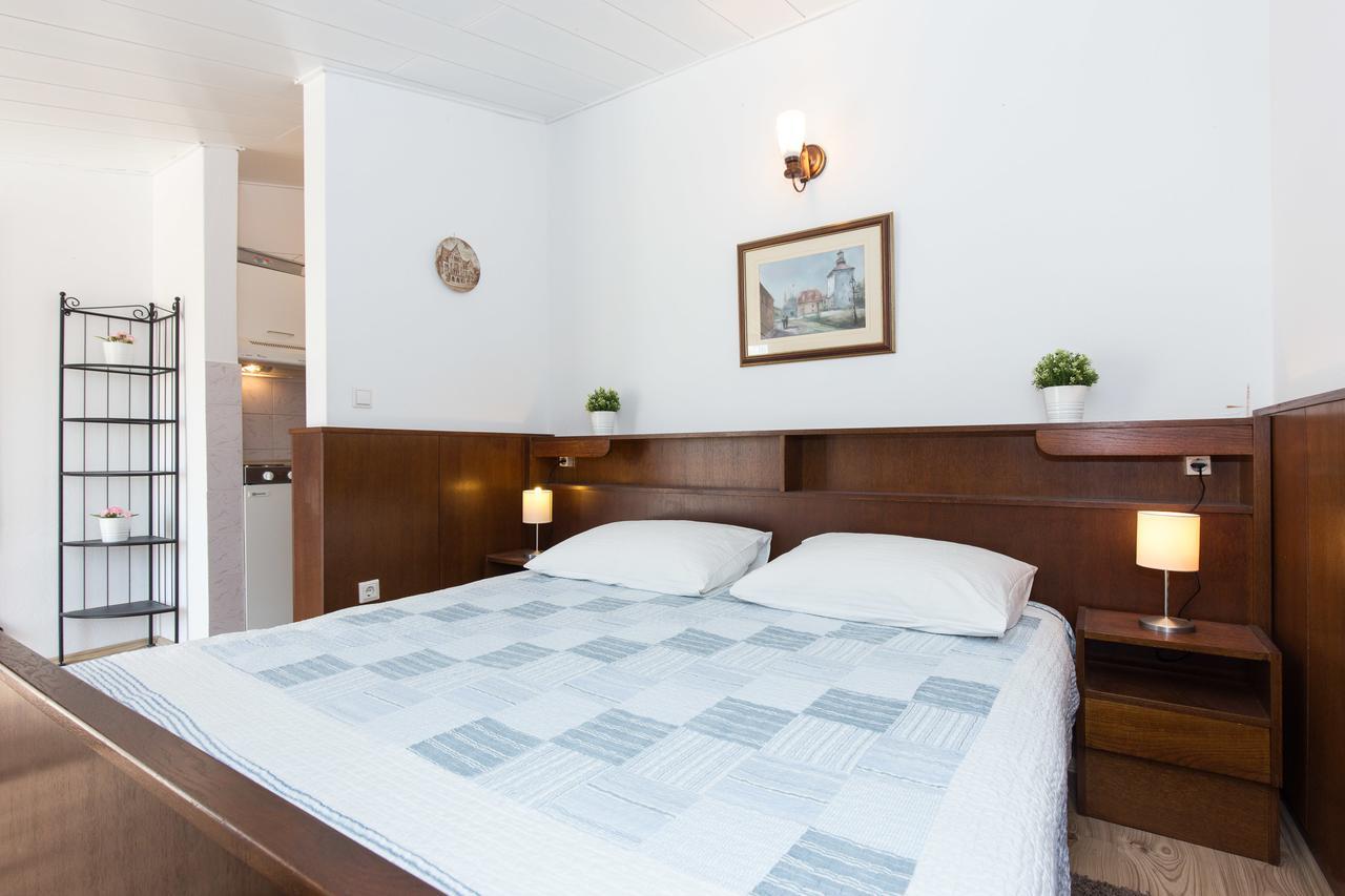 Apartment Pavic *